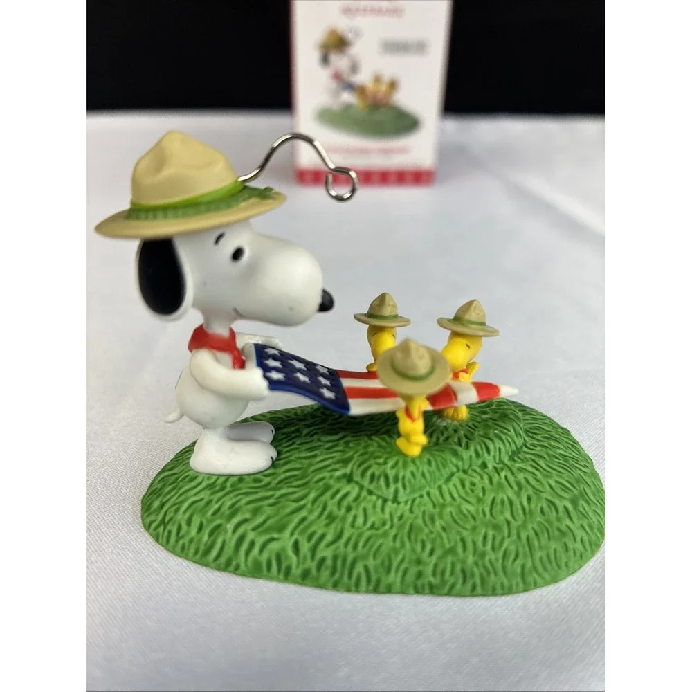 Hallmark Keepsake Ornaments 2017 Flag Folding Peanuts 2016 Patriotic Snowman Set
